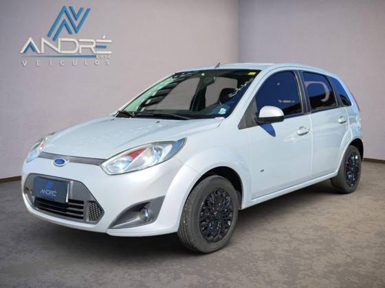 FORD FIESTA 1.0 ROCAM S 8V FLEX 4P MANUAL FORD FIESTA 1.0 ROCAM S 8V FLEX 4P MANUAL